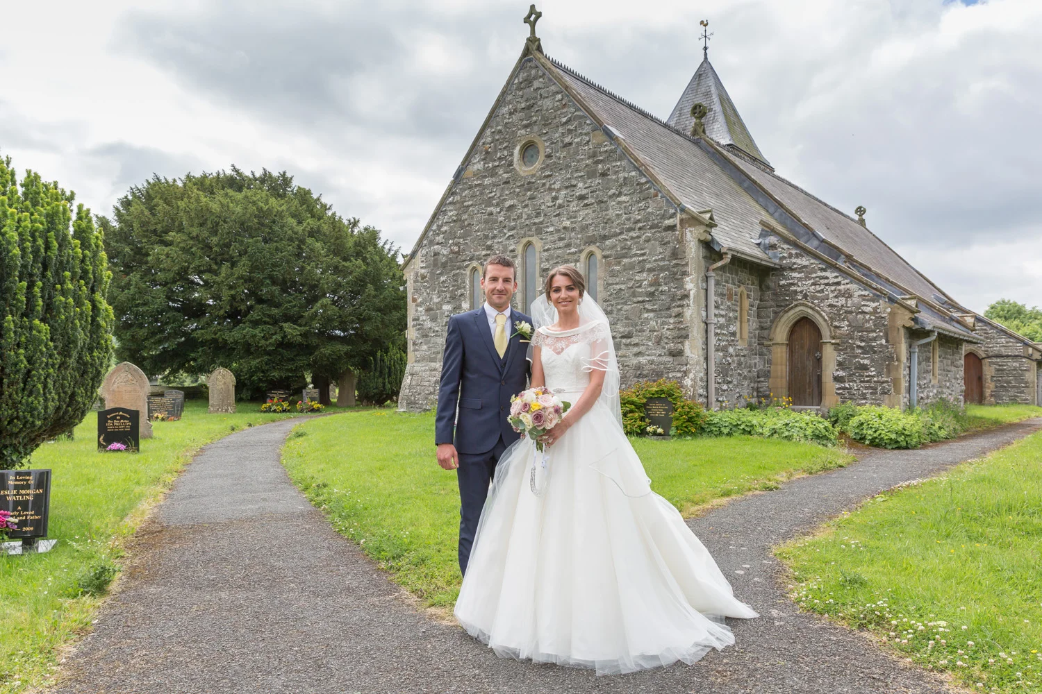 barn-brynich-wedding-photographer-brecon-wales-055.jpg