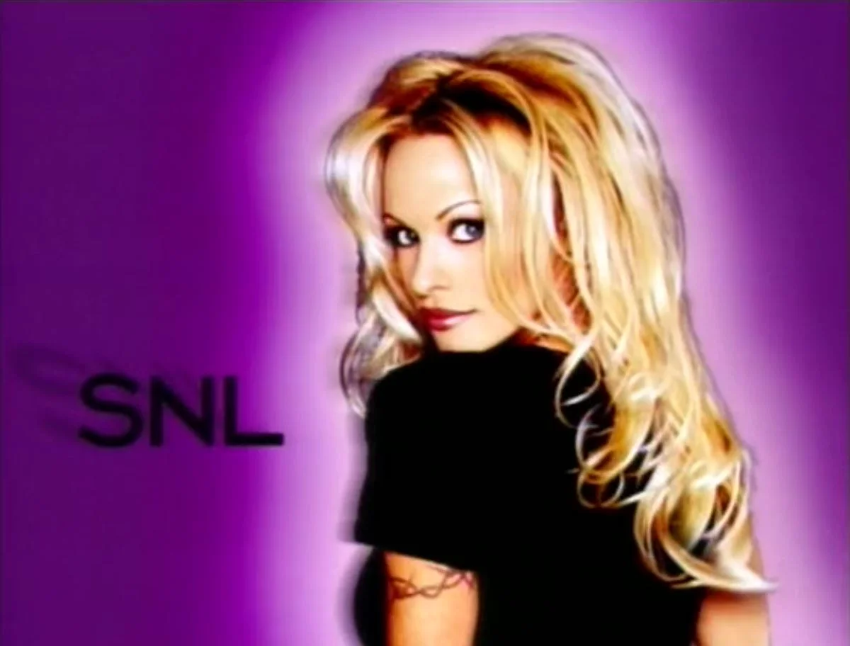 Snl S22e18 Host Pamela Anderson Date April 19 1997