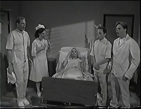 Snl S22e18 Host Pamela Anderson Date April 19 1997