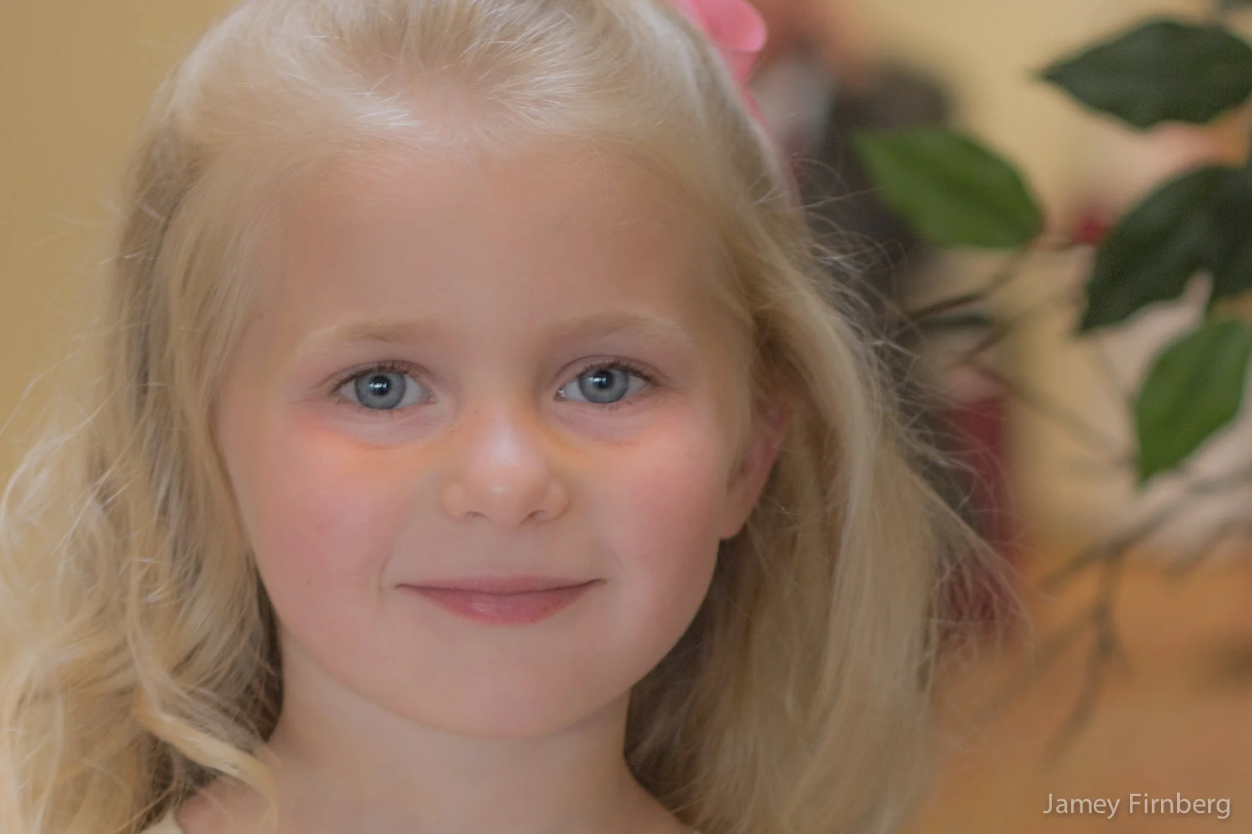 Ella.jpg