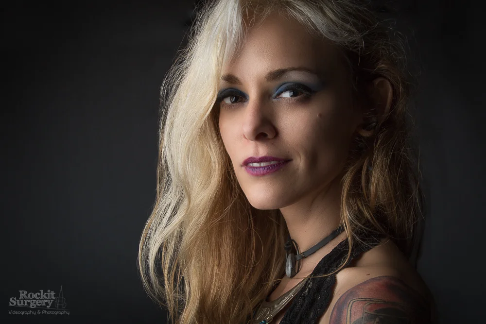 Alexis Moon BRG-4.jpg