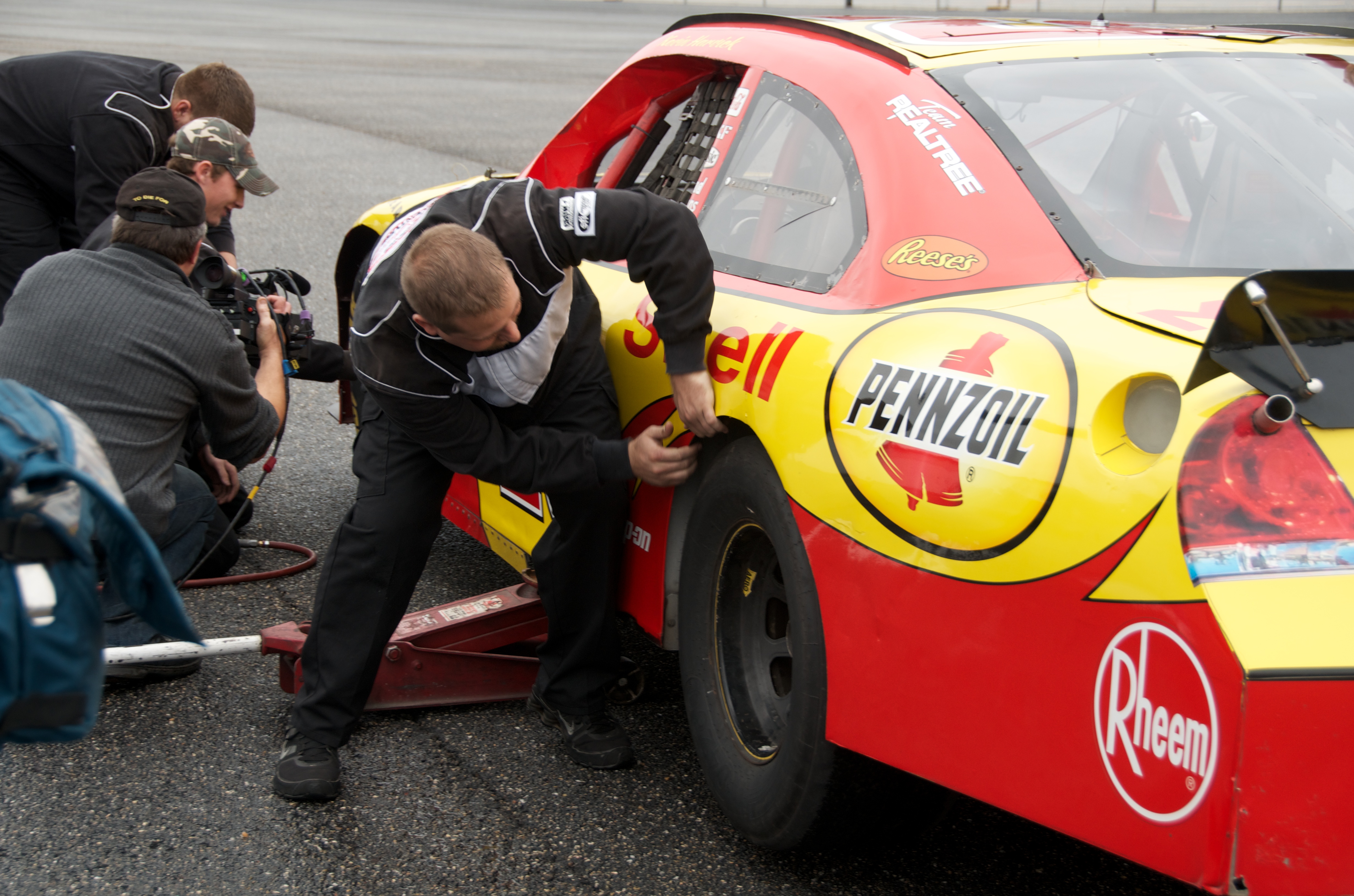 05 Candids Racing71.jpg
