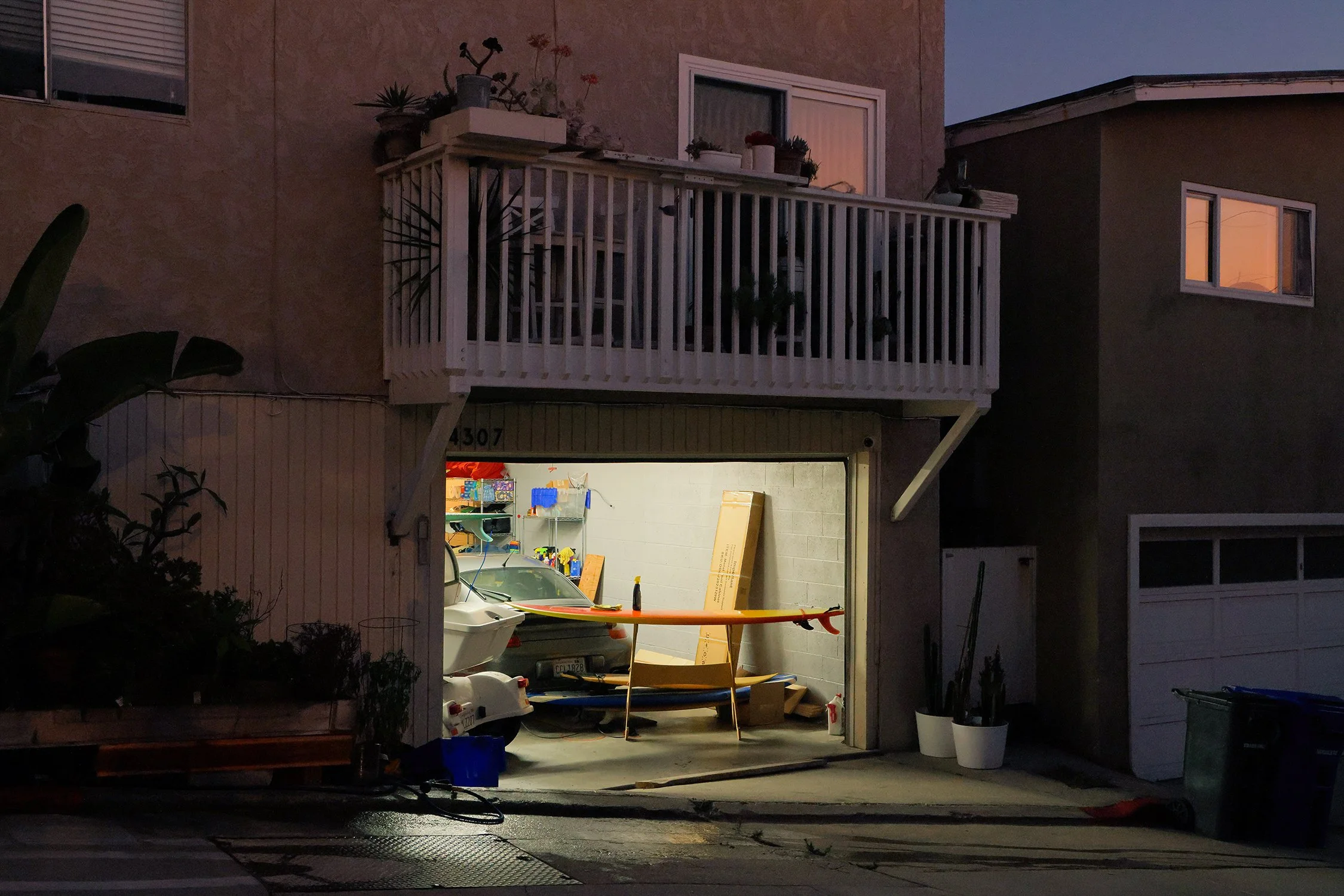 Beach Garage AV4A1220 SS.jpg