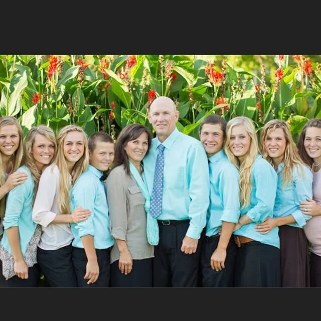 Happy Father's Day! Dad, we Love you so much!
#happyfathersdaydad 
#weloveyoudad