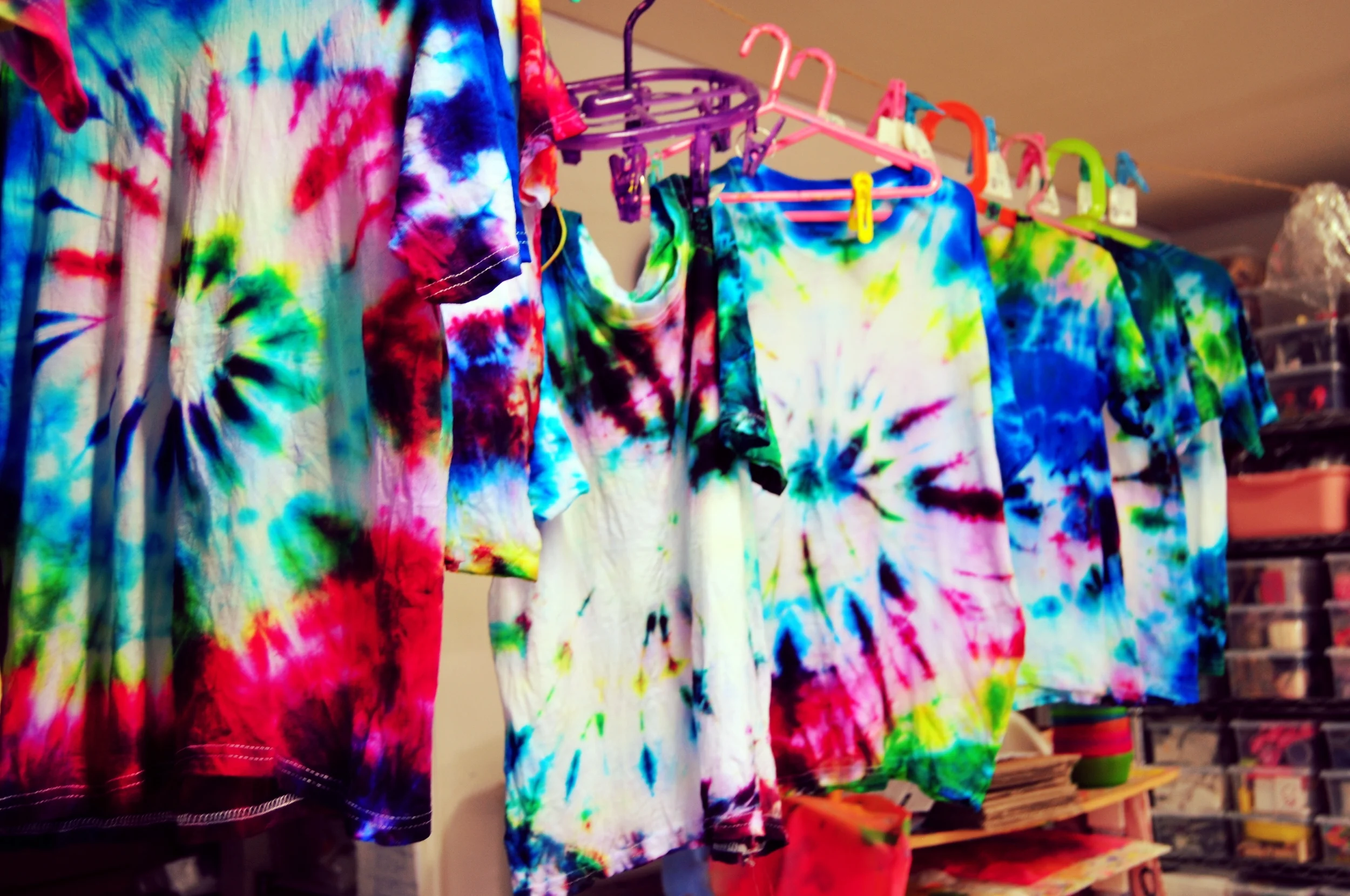 Tie-Dyed T-shirts FABRIC STUDIO