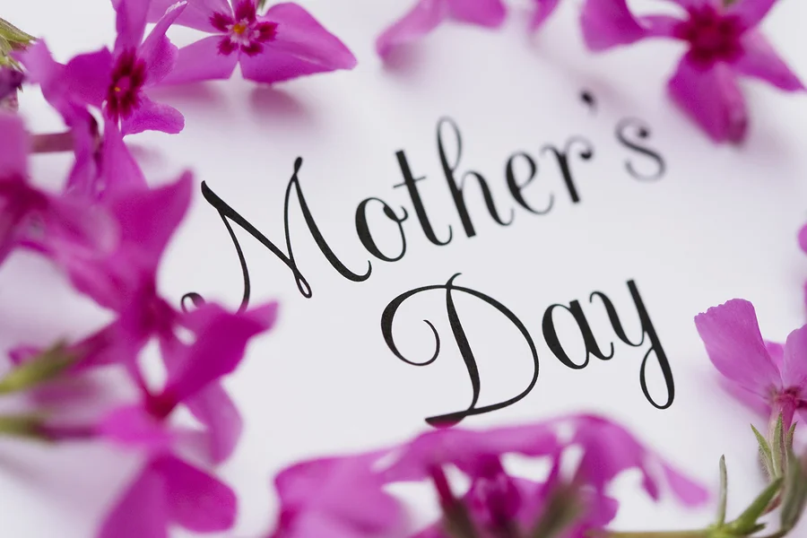 bigstock-Mother-s-Day-Card-2879651.jpg