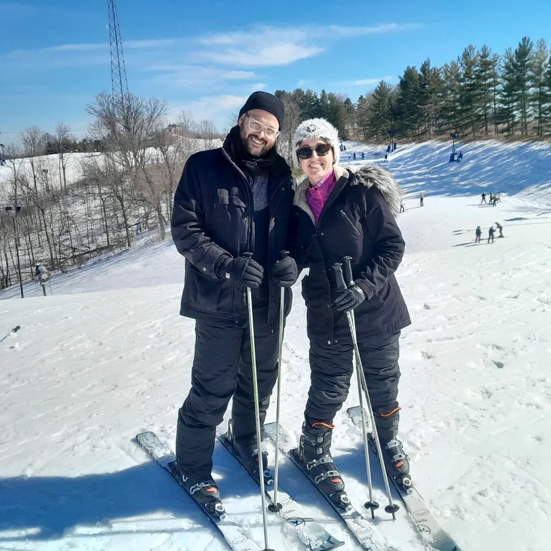 A beautiful day of skiing! ⛷️⛷️⛷️ Zac, Alex and I really varied in our last time on the slopes - for one person it had been a month, for another 13 years, and another close to 30 years (🤣 youll have to guess who that &quot;yolo&quot; soul is) and we