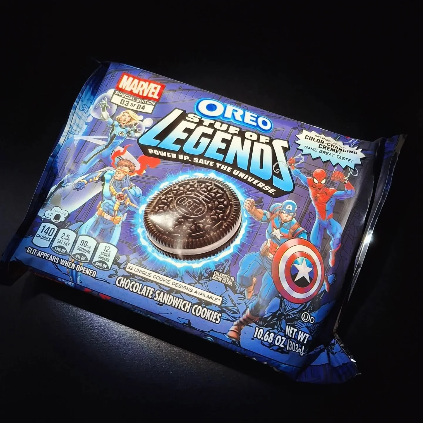 Had to try out the "color changing creme" @oreo ! Pretty fun - esp getting a blue tongue afterwards lol And the various superheros are not only different on the oreos but also the boxes is cool!! #bethanysoreos #favoritecookie #thecreativec