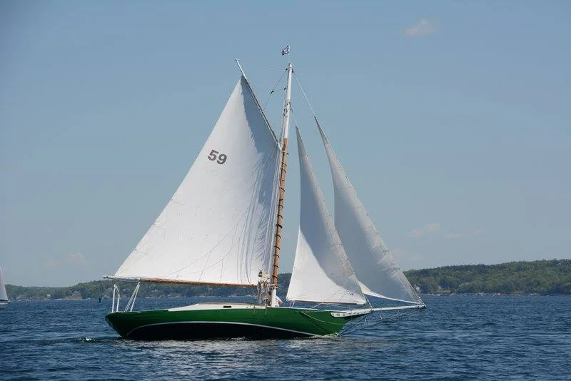 sarah sailing.jpg