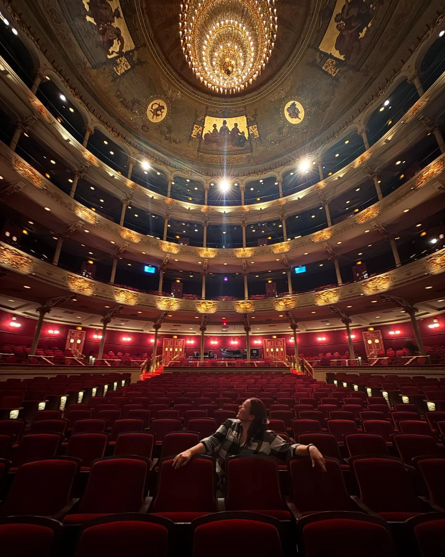 Phriends in Philly 💙💛

What a gift to play the gorgeous Academy of Music in Philly, see so many wonderful Phriends, and spend a week at home with my Phamily! 

&mdash;&mdash;&mdash;
@wecomefromaway @ensembleartsphilly #weallcomefromaway #actorontou