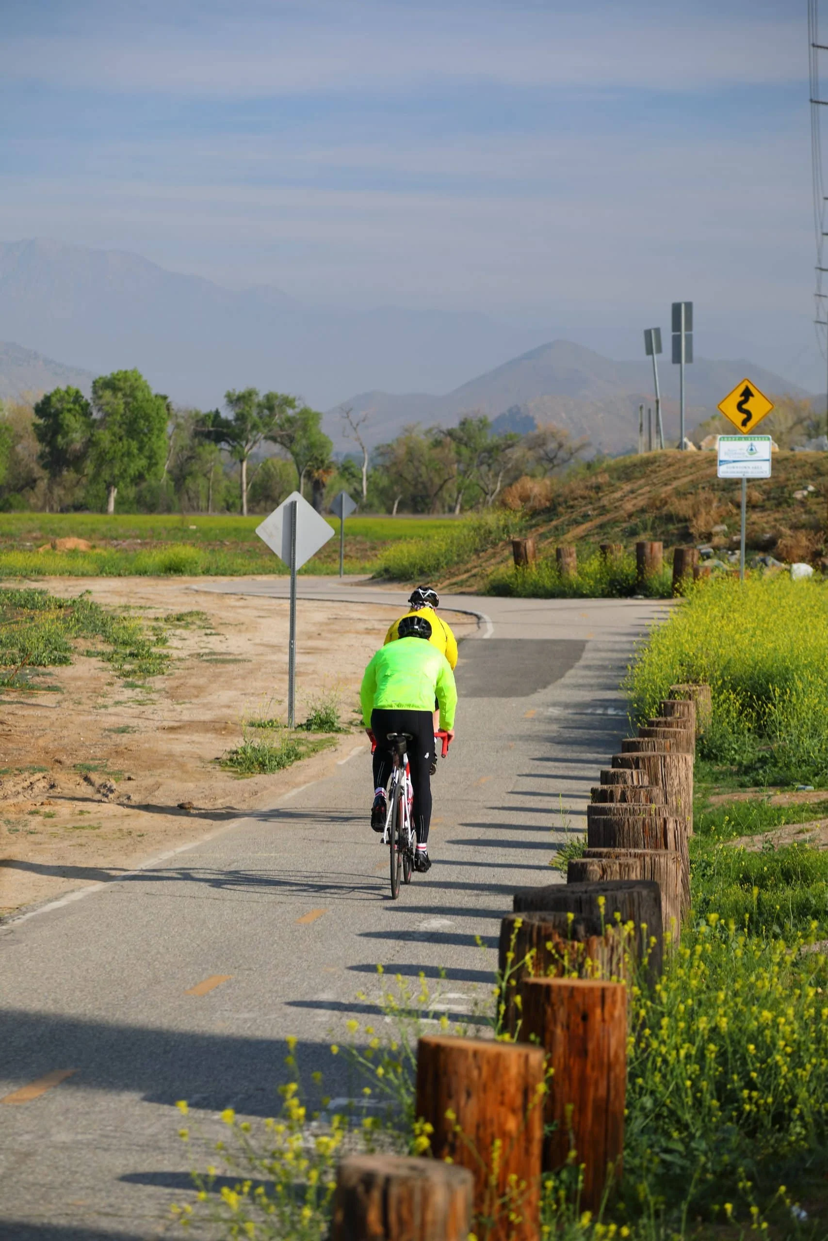 Bikers-on-Santa-Ana-River-Trail-5U5A1875-scaled.jpeg