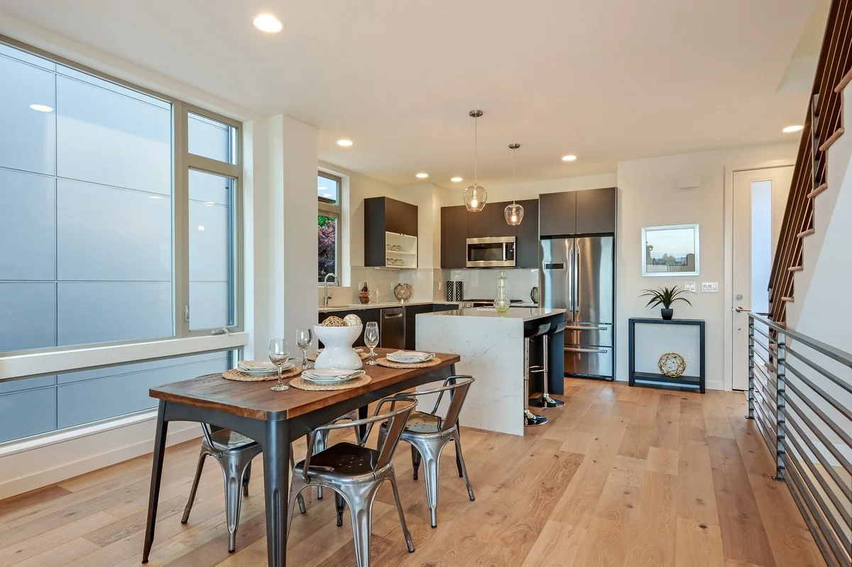 06_416WFultonSt_2_DiningRoom_NWMLS_1200x800.jpg