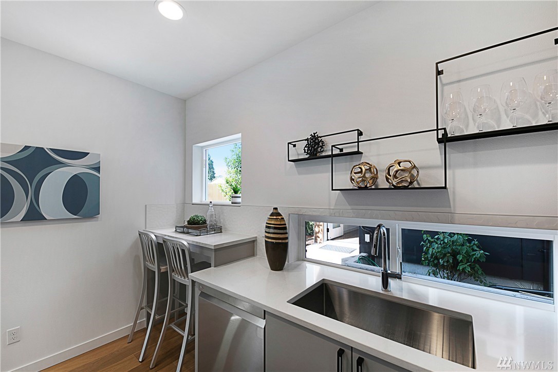 Kitchen1.jpg