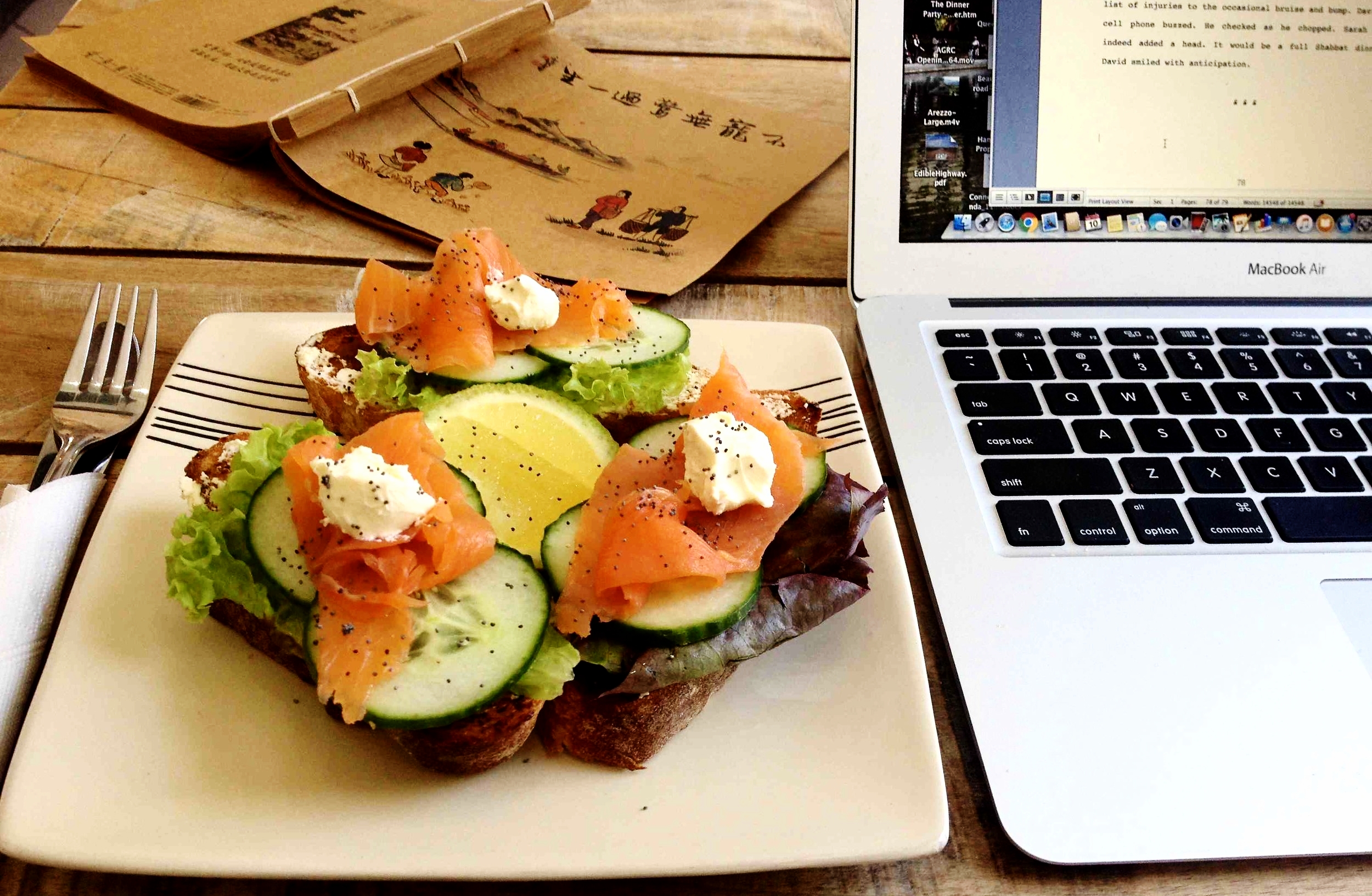 Cafe Batavia in Capetown. Mobile office and birth of a new novel.