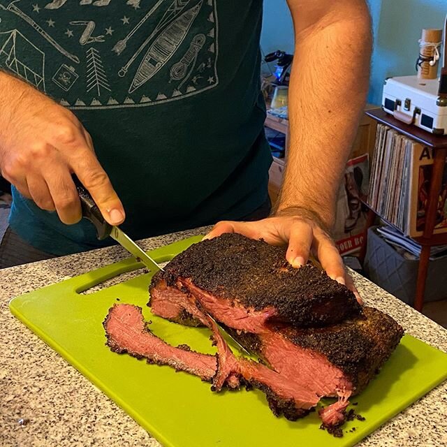 First smoked pastrami was a success. @fisherman454 did it again. 🍖 #easterbbq