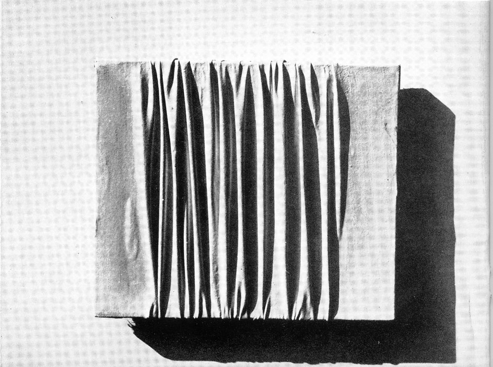 Piero Mnazoni - Galleria de foscherari 1974 .jpg