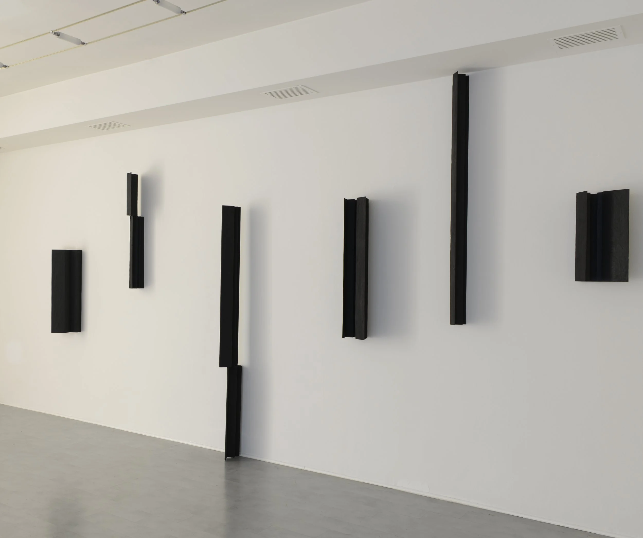   Senza titolo,  2013, combustione su legno, dimensioni variabili. 