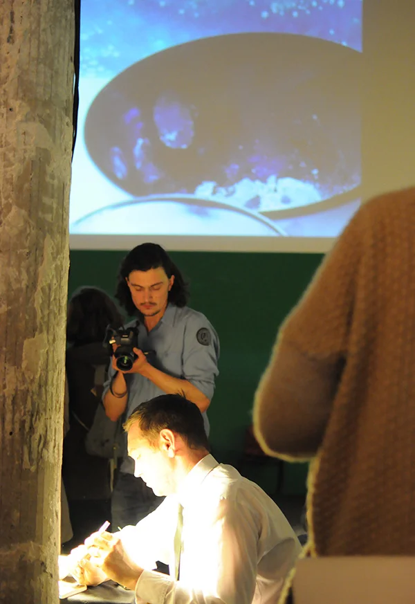Anthropos, 2012