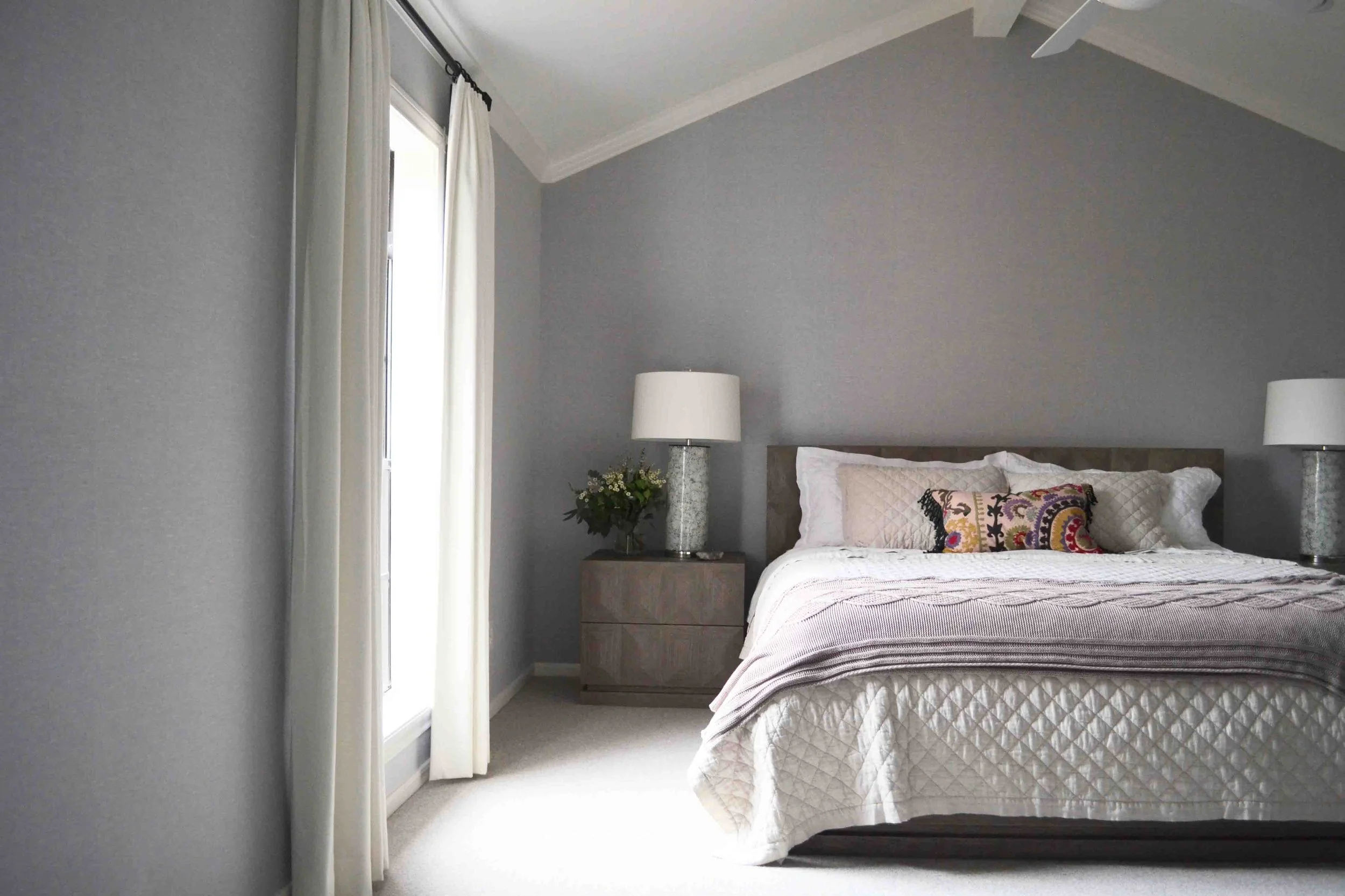 Jamie House Design in Centennial CO offers furniture and decorating as a stand alone service.