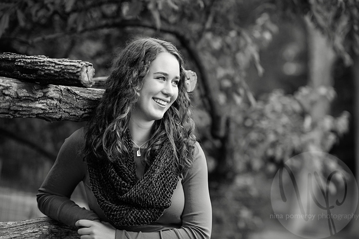 ninapomeroy-seniorphotos.png