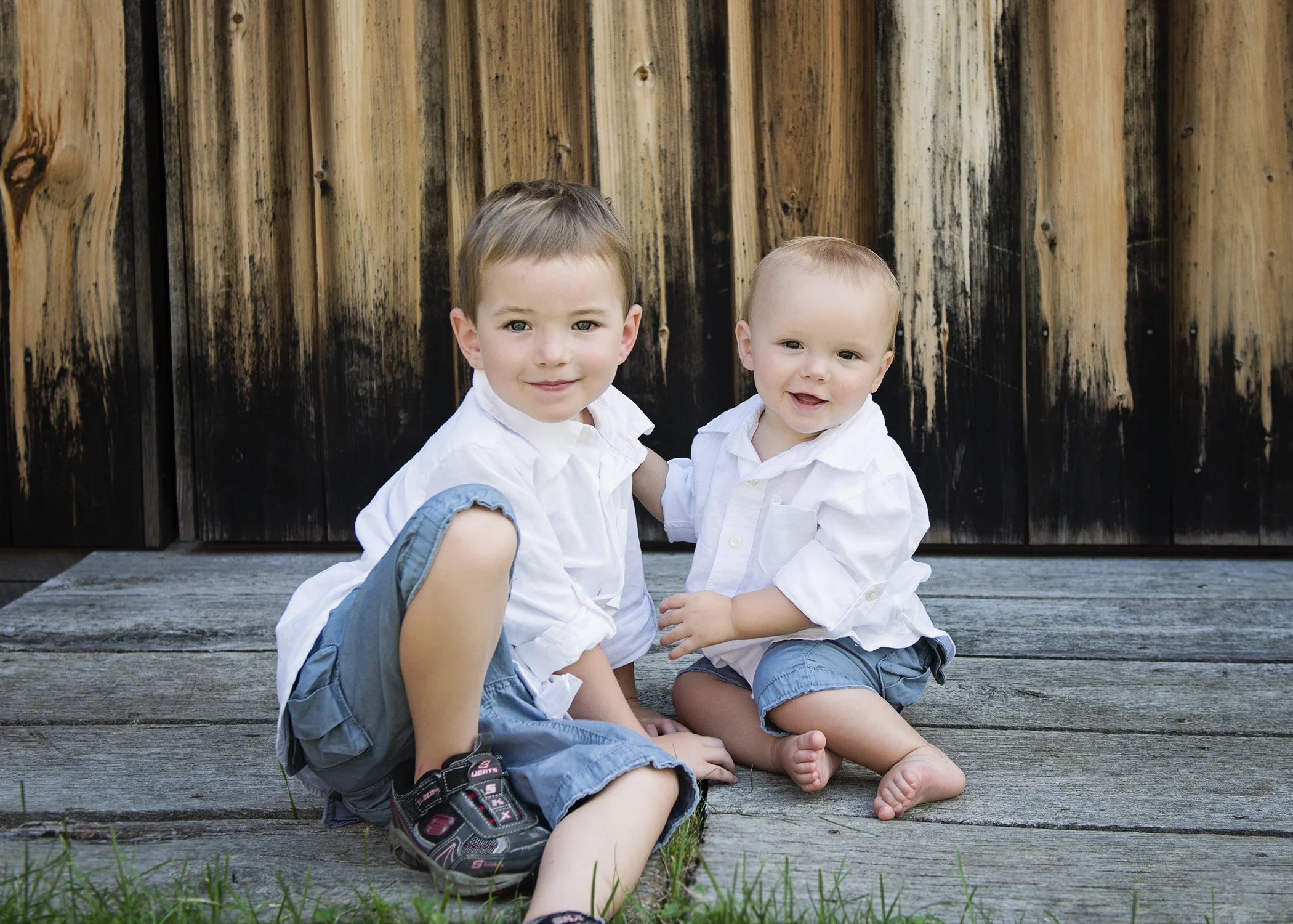 Lafayette Photographer ©ninapomeroy.com siblings children families brothers