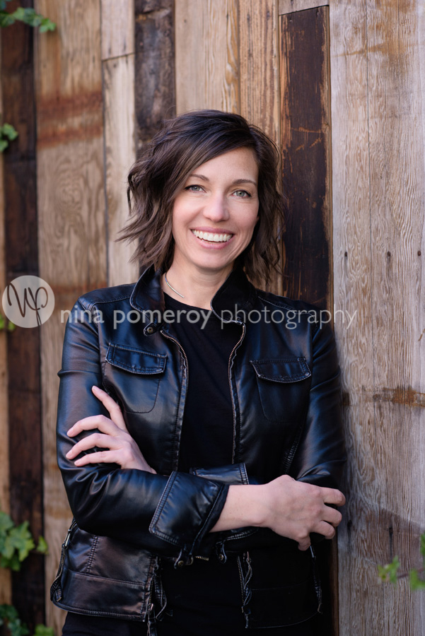 singer-headshot-nina-pomeroy-danville-photographer.jpg