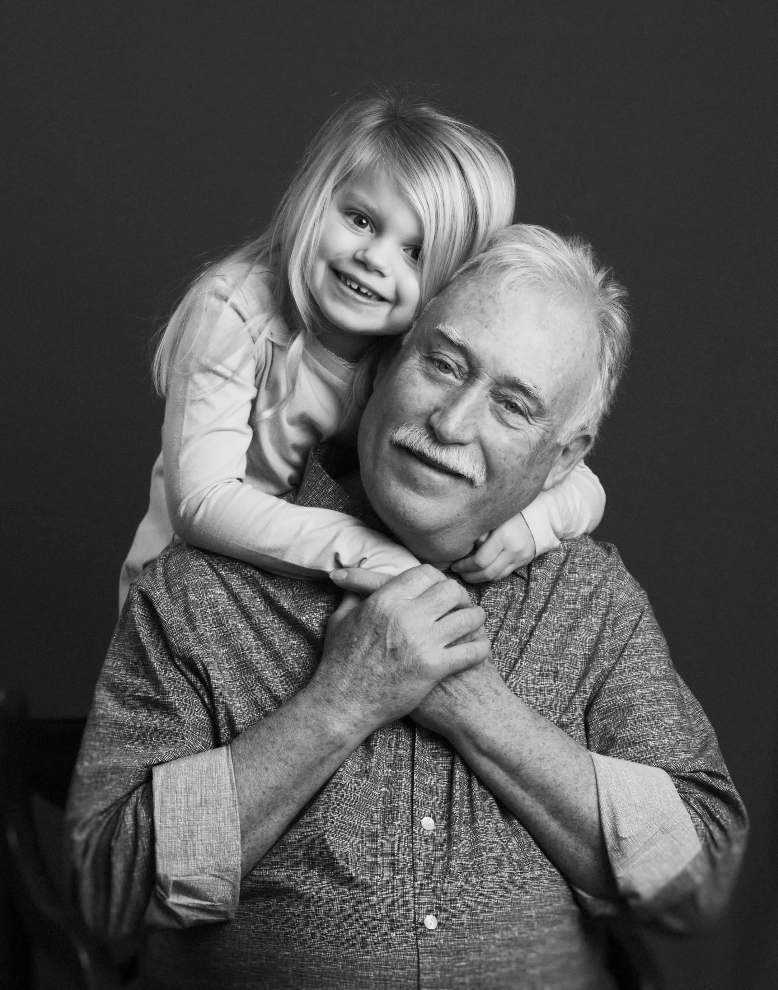 Grandpa-granddaughter-portrait-nina-pomeroy-pleasanton-photographer.jpg