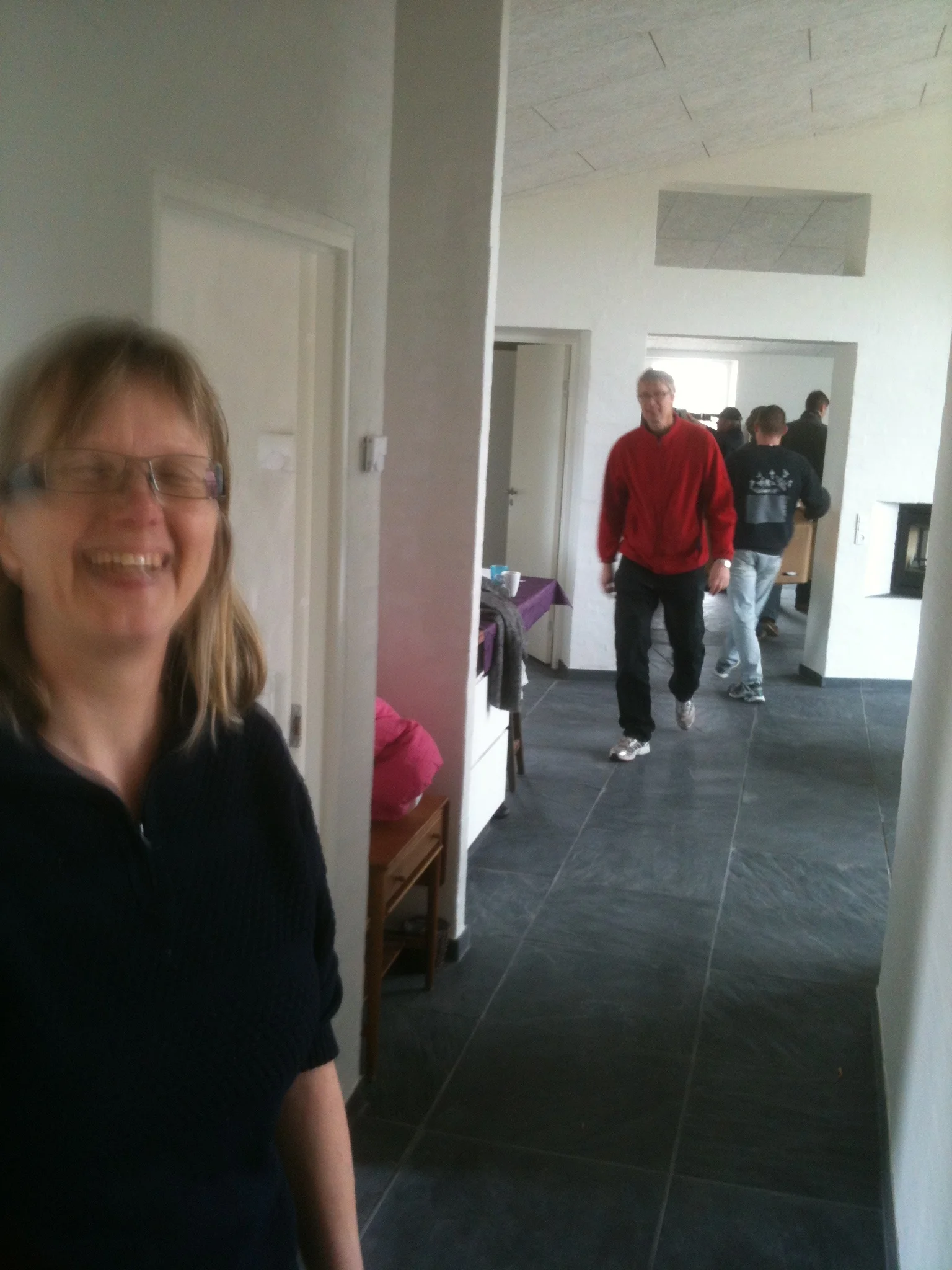 Ida&Peter flytter glade ind i nyt hus i Ollerup, 2012