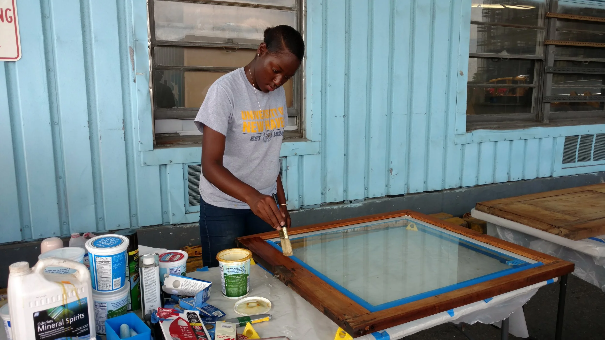 Applying varnish