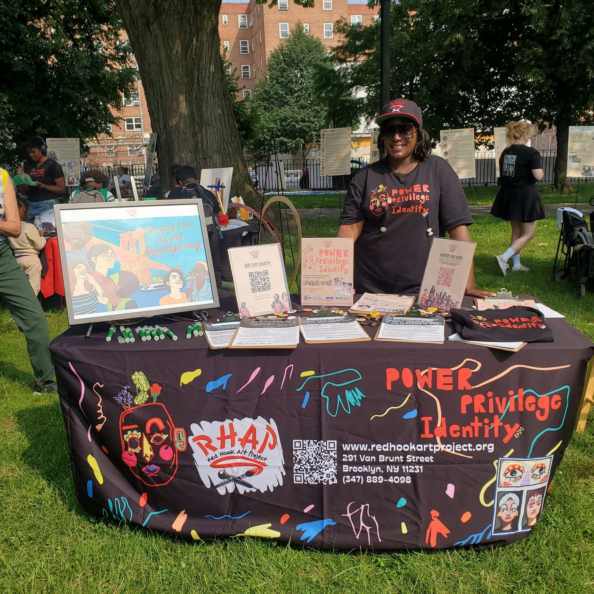 TGIF and thank you RHAP for this great event, for your powerful community work. YES, art saves lives! Thank you Tiffiney Davis and Jacqui Painter for your leadership! Red Hook Art Project 

#RedHook #artsaveslives