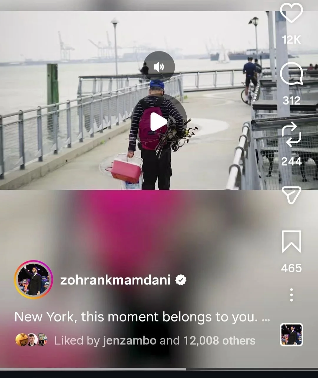 The first time we've seen NYC waterfront in any of Zohran's campaign videos! It opens with vintage footage of the Manhattan waterfront, has a second vintage waterfront clip, AND a contemporary shot of #RedHook's Valentino Park! (a boy seen from behin