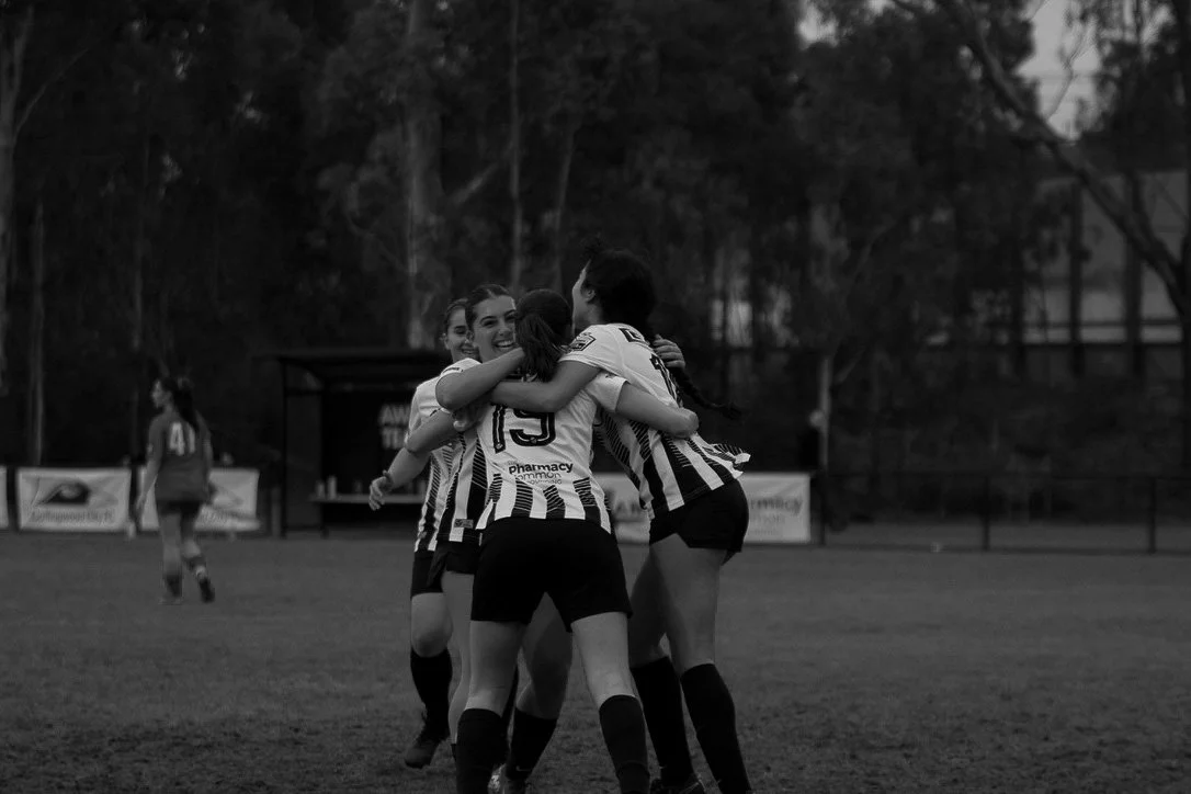 Collingwood City senior women playing