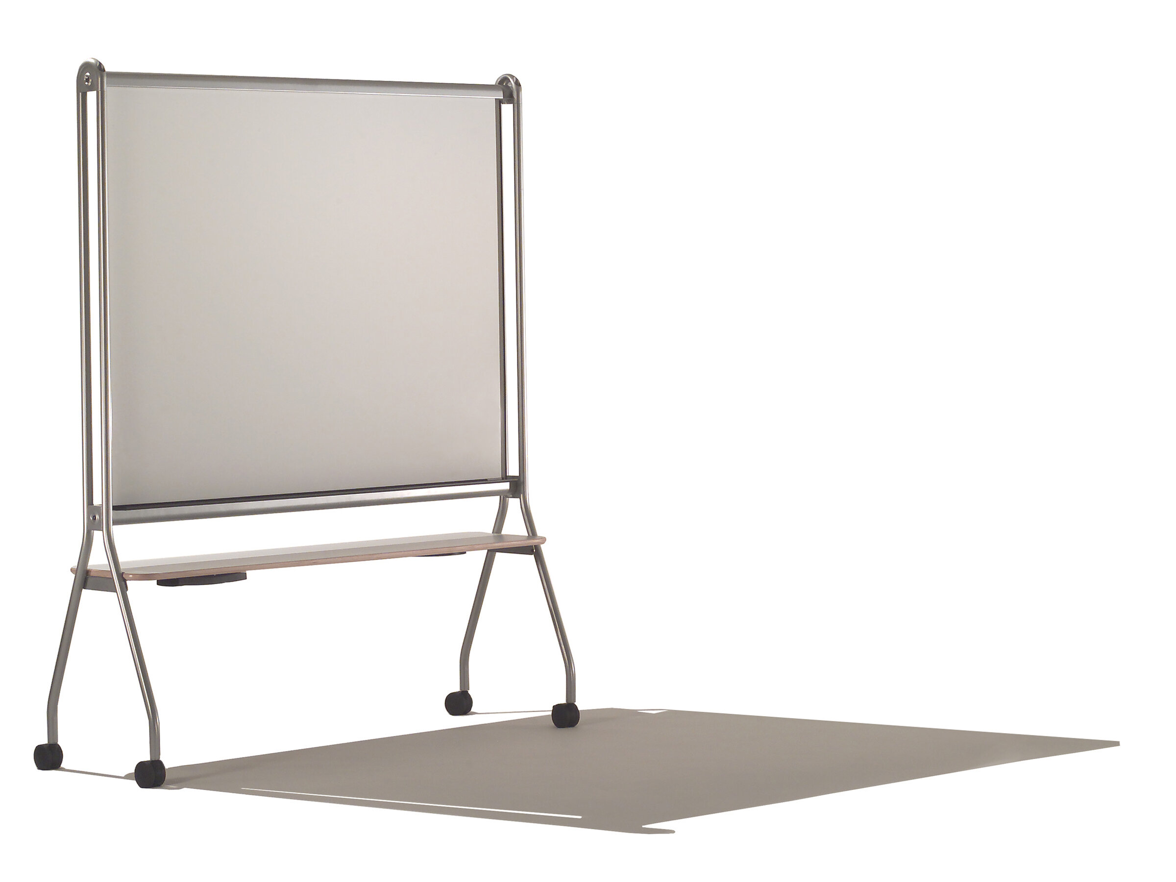 mobile_easel_sized_1.jpg