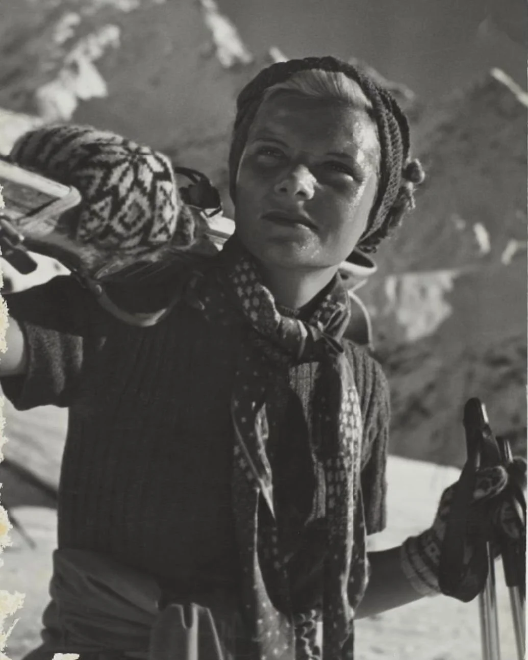 Portrait of a Skier C.1937 by Ergy Landau #costumeinspiration #fashioninspiration #styleinspiration #designinspiration #creativeinspiration #1930sinspiration #vintageinspiration #vintage #vintagefashion #1930sfashion