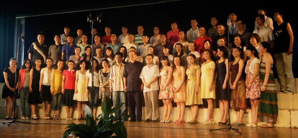 White-and-Yunnan-Arts-University-Student-Choir.jpg