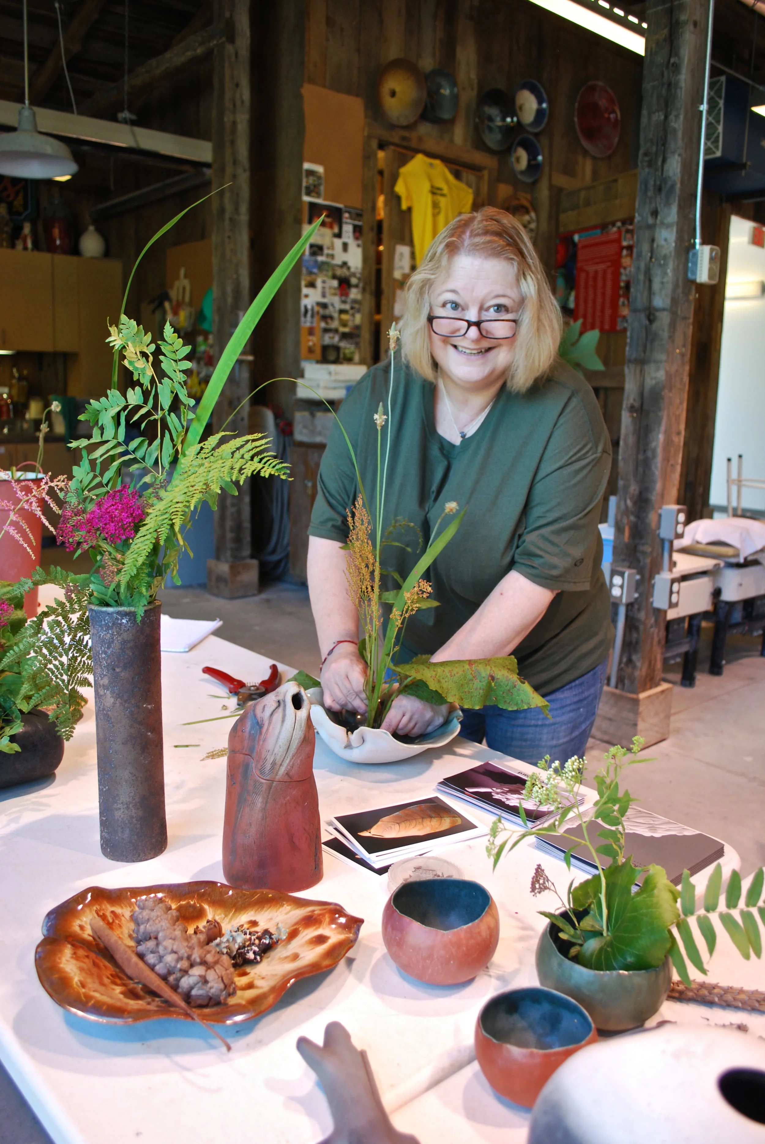 Ralph's demo plus his explanation of the major points of the philosophy and history behind the art of Ikebana proved to be inspirational as we tried our hand with available plant materials...