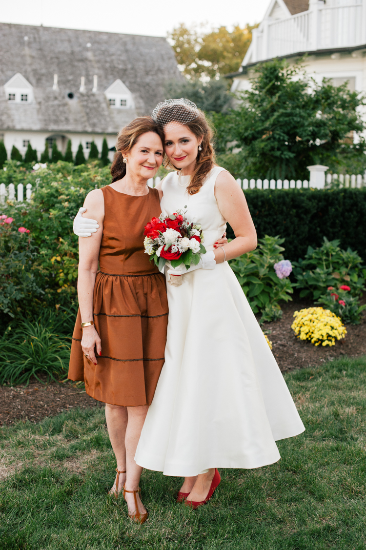 Britt + Elliott ; Photos by Lydia Jane Photography (www.lydiajane.com)