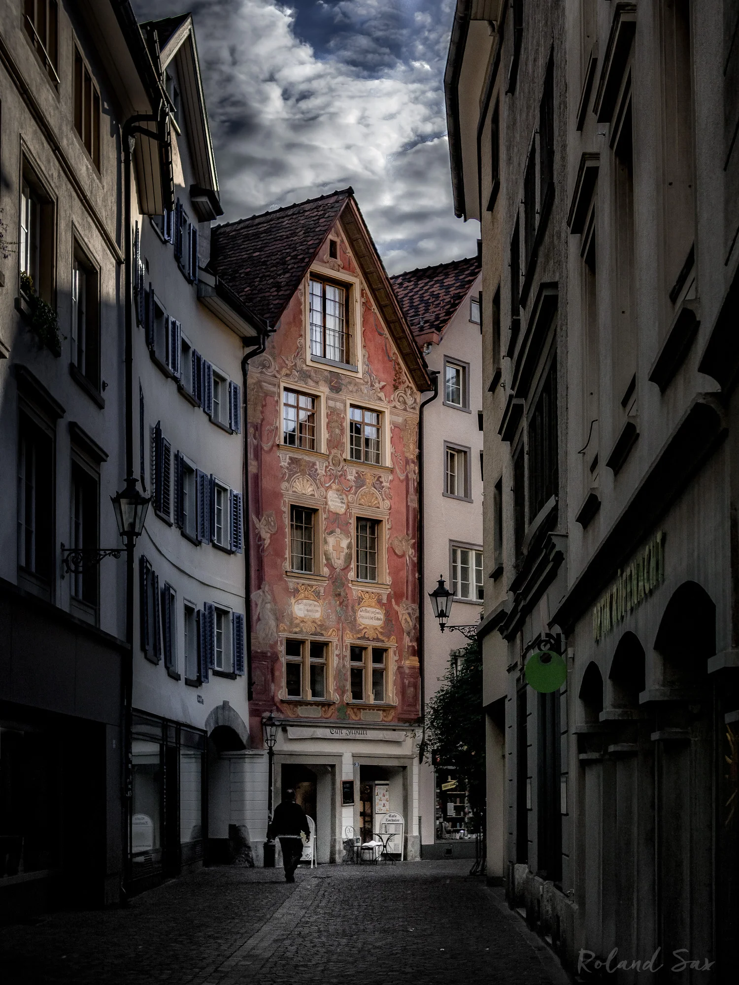 rotefassadealtstadt_2000-1.jpg