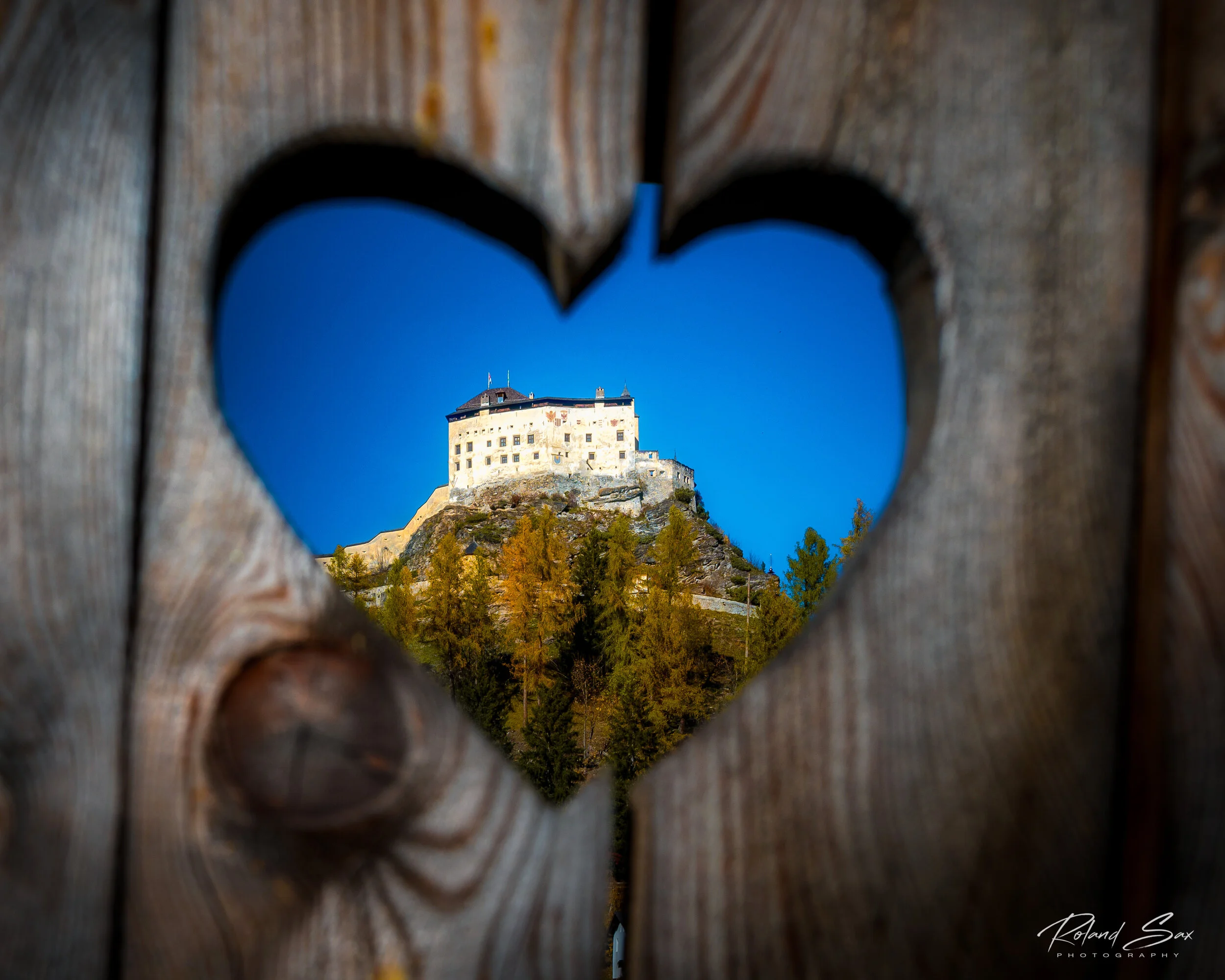 schlosstarasp1-1.jpg