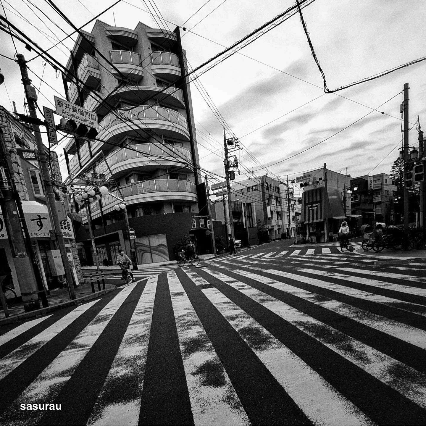 新井薬師前。 #google #pixel10profold #teampixel