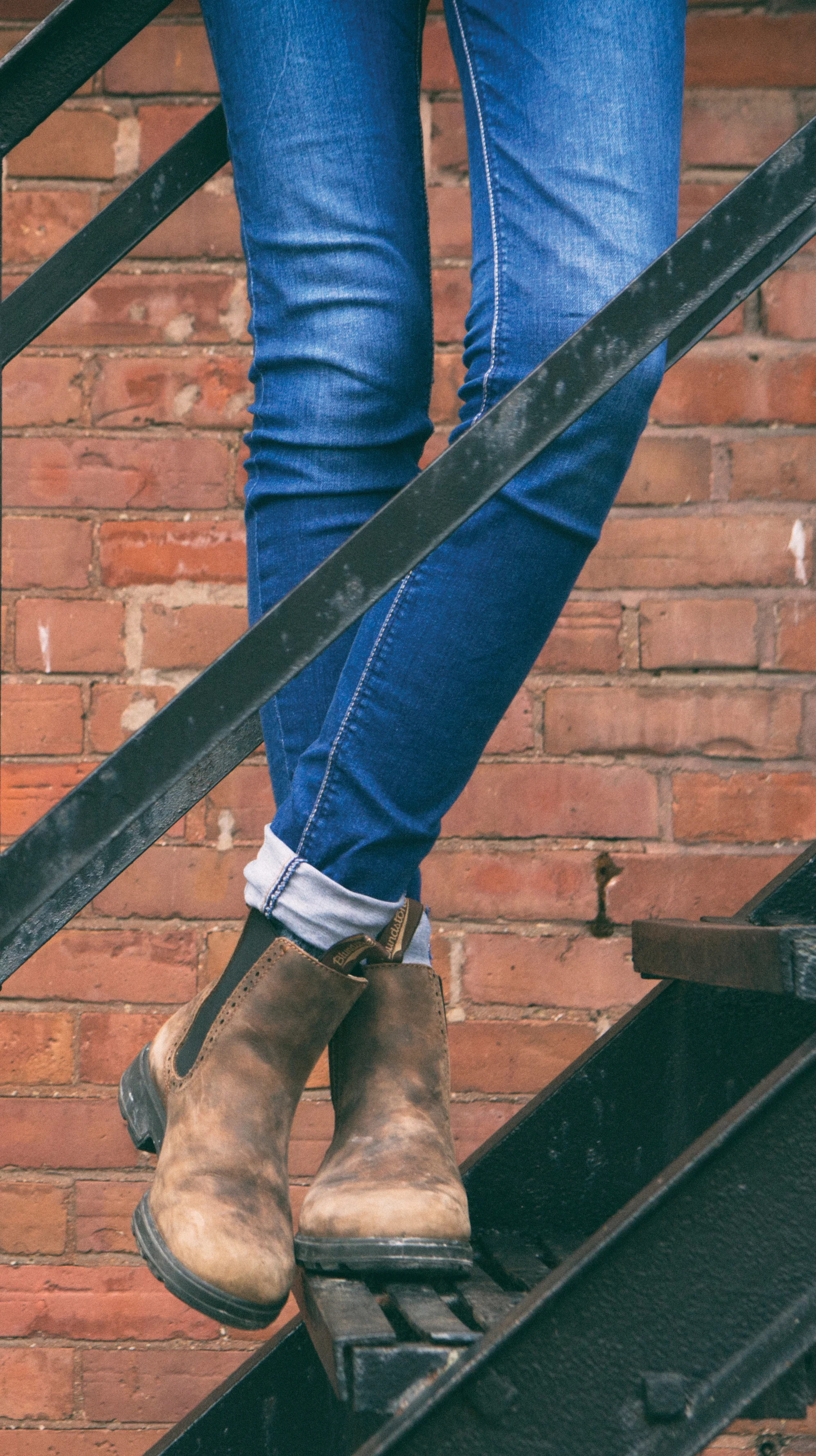 #24_1351_Fire_Escape.jpg