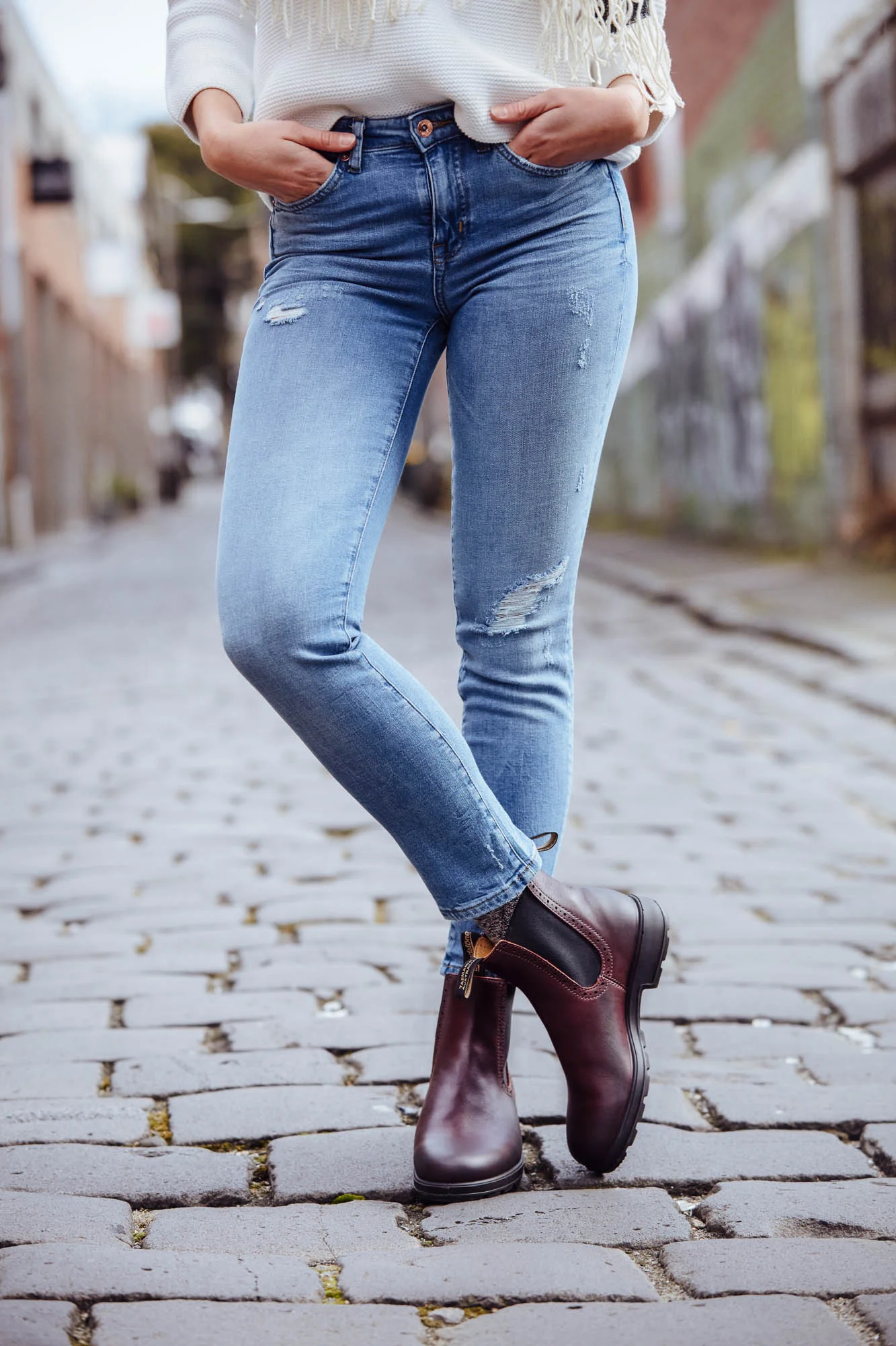 #29_1352_streetKnees.jpg