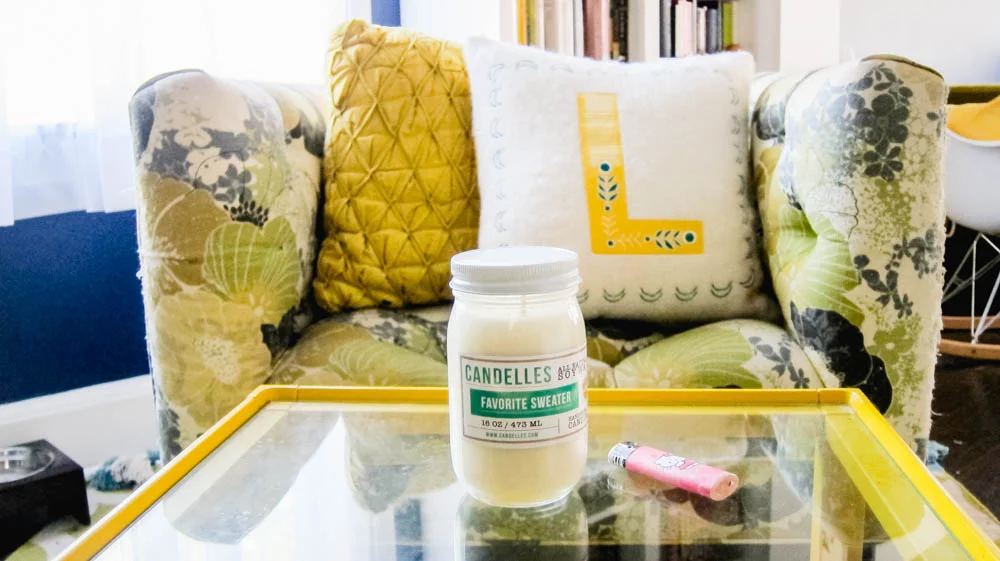 This is Favorite Sweater scent. It's just like it sounds- cozy and comforting. Light it with your favorite book and it'll be a part of one of your favorite moments. 