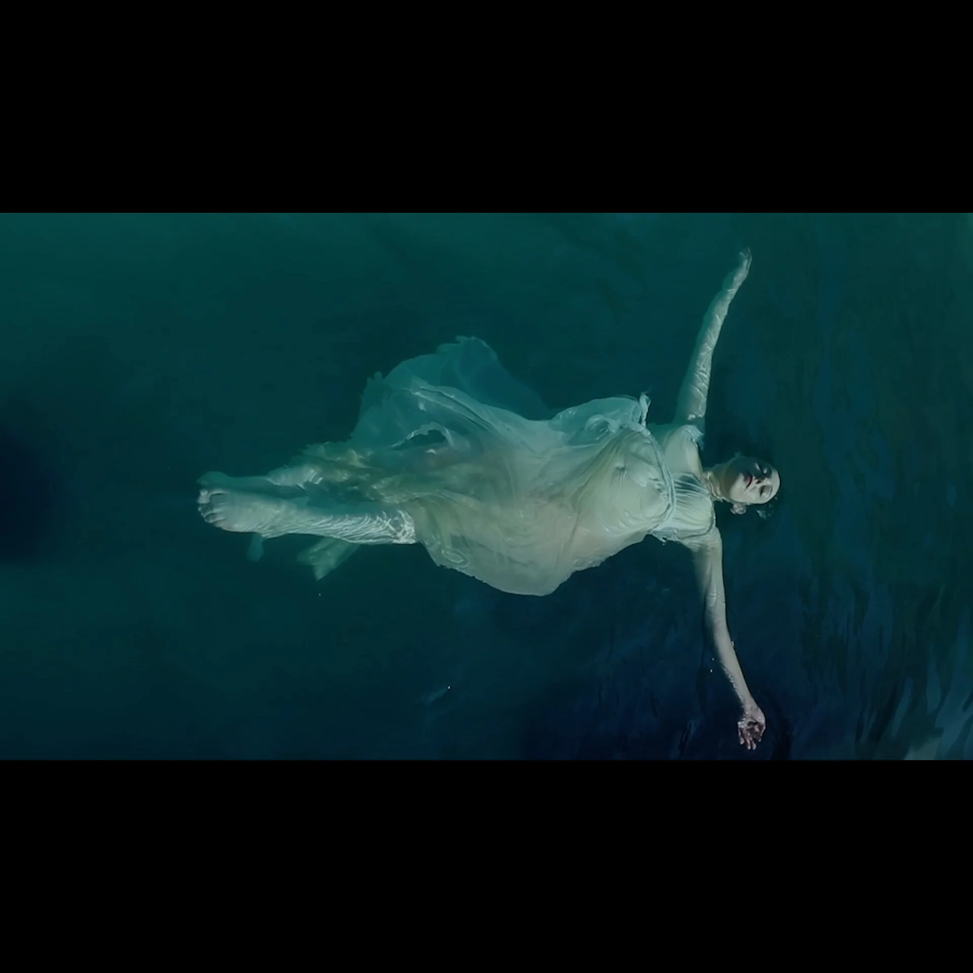 Marissa Nadler - If I Could Breathe Underwater Music Video
