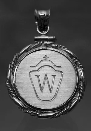 pendantw.jpg