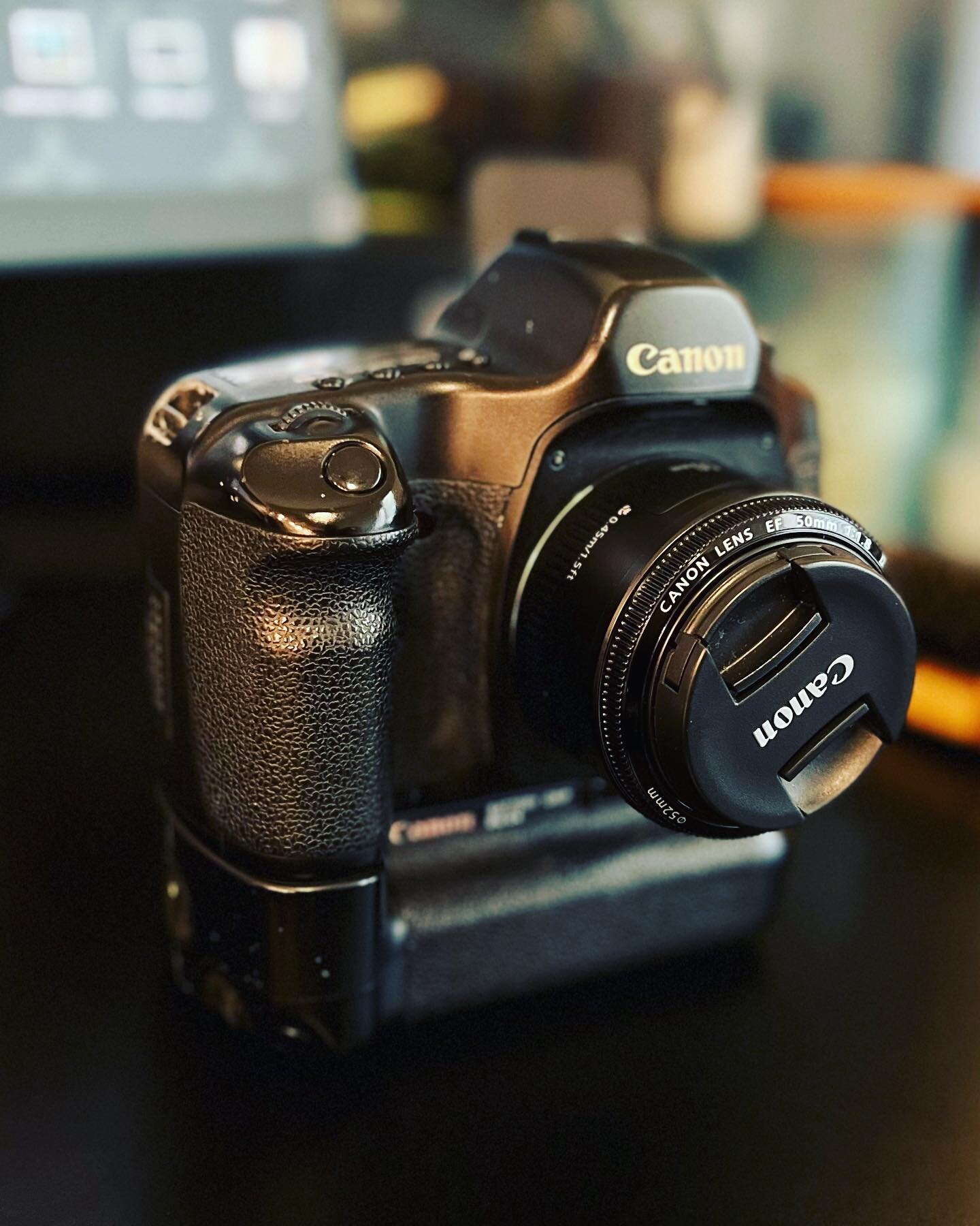 Went camping 🏕️ last weekend and kept thinking I wish I had my camera with me. This thing has been packed for years but I decided to beak out my original Canon 5D (classic). Nothing works. Haha. So I need to send everything to a repair shop. This is