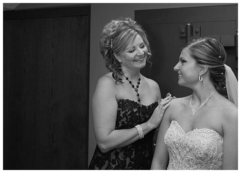 Appleton-wedding-Green-Bay-photographer-favorite-moments-best-of-2015-Gosias-Photography-getting-ready-details-045.jpg