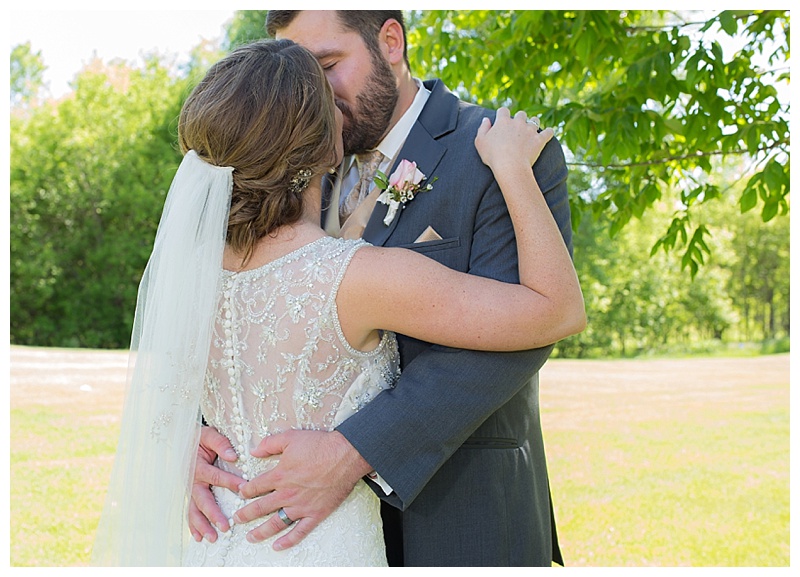 Appleton-wedding-Green-Bay-photographer-favorite-moments-best-of-2015-Gosias-Photography-couple-014.jpg