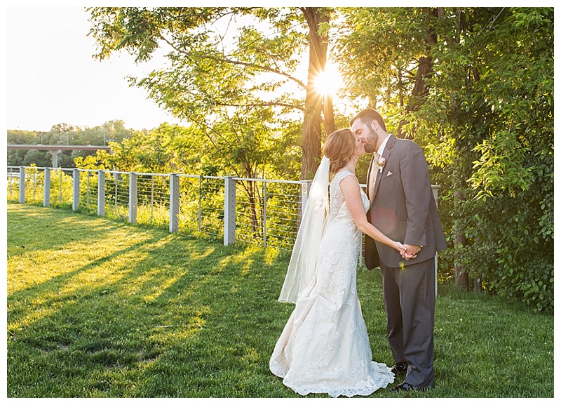 Appleton-wedding-Green-Bay-photographer-favorite-moments-best-of-2015-Gosias-Photography-couple-018.jpg