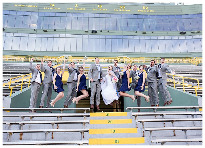 Appleton-wedding-Green-Bay-photographer-favorite-moments-best-of-2015-Gosias-Photography-group-bridal-party-032.jpg